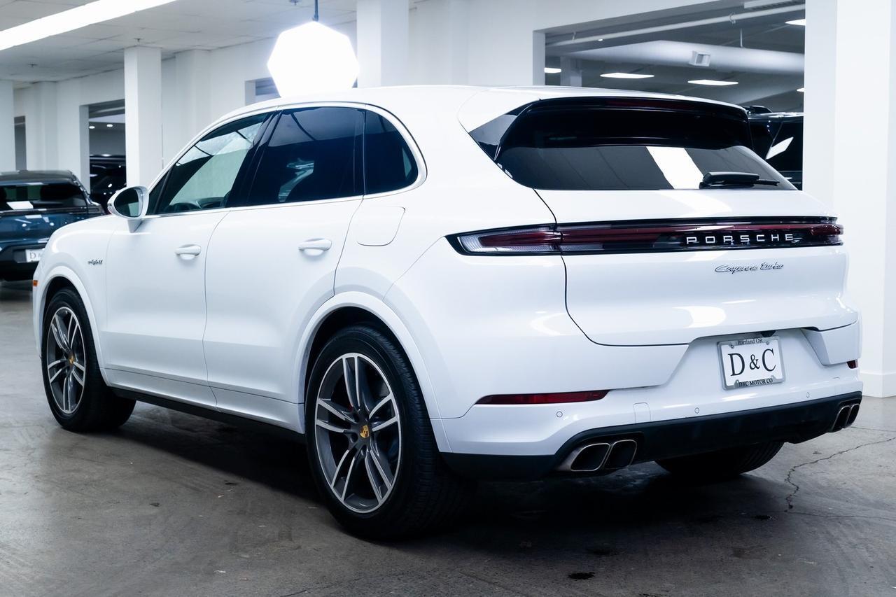 2024 Porsche Cayenne E-Hybrid Turbo 1 Owner Heated Seats Adaptive Suspension Portland OR