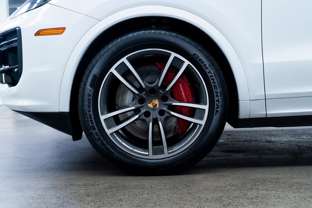 2024 Porsche Cayenne E-Hybrid Turbo 1 Owner Heated Seats Adaptive Suspension Portland OR