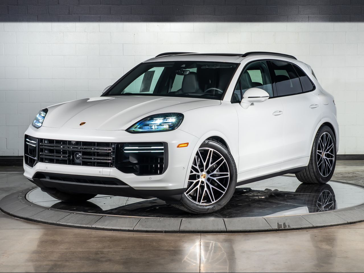 2024 Porsche Cayenne E-Hybrid Turbo