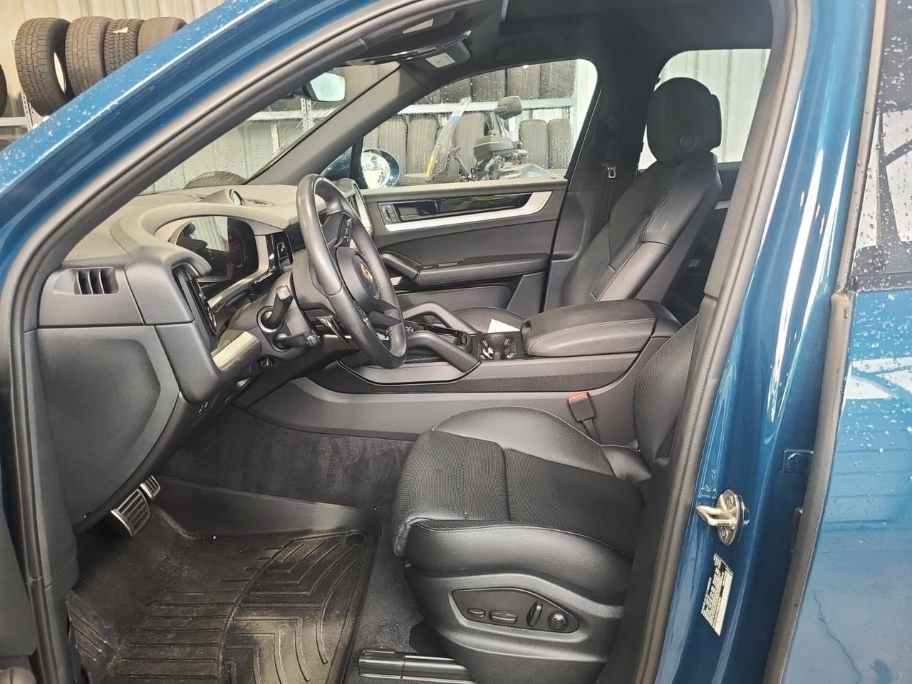 2024 Porsche Cayenne S Adaptive Suspension Ventilated Seats Portland OR