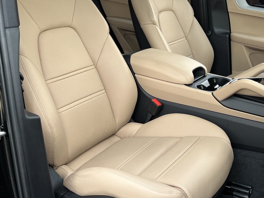 2024 Porsche Cayenne S E-Hybrid Coupe Indianapolis IN