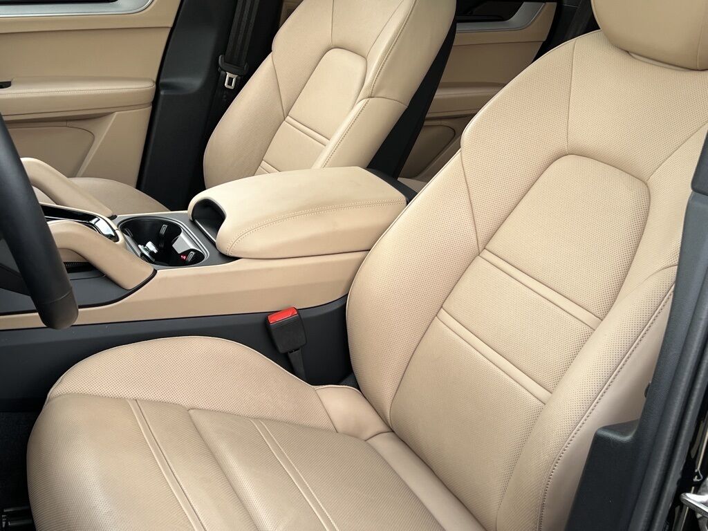 2024 Porsche Cayenne S E-Hybrid Coupe Indianapolis IN