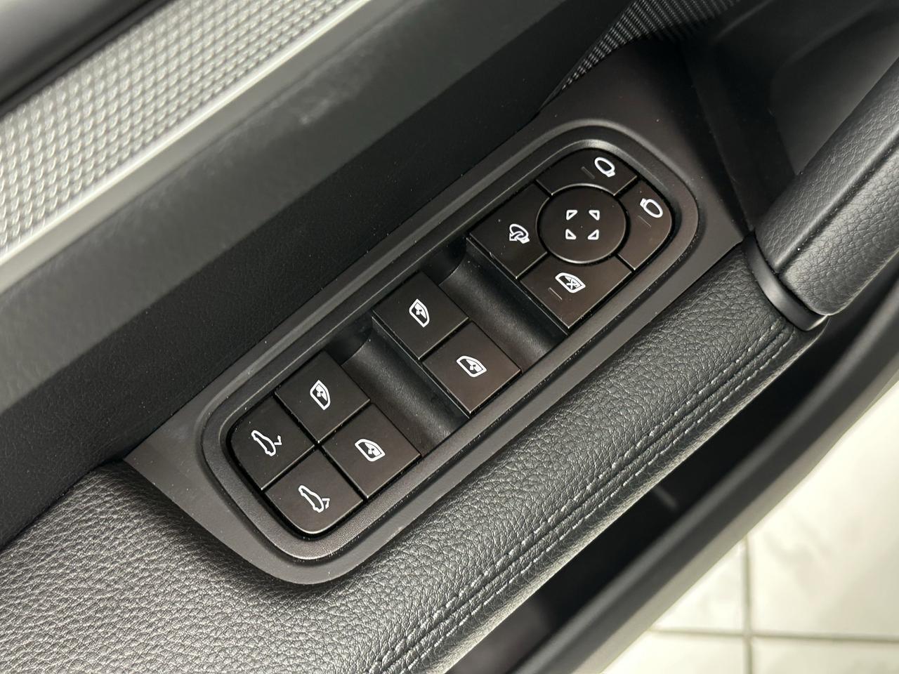 2024 Porsche Cayenne S Newark DE