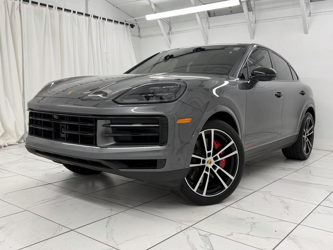 2024 Porsche Cayenne S Coupe photo 4