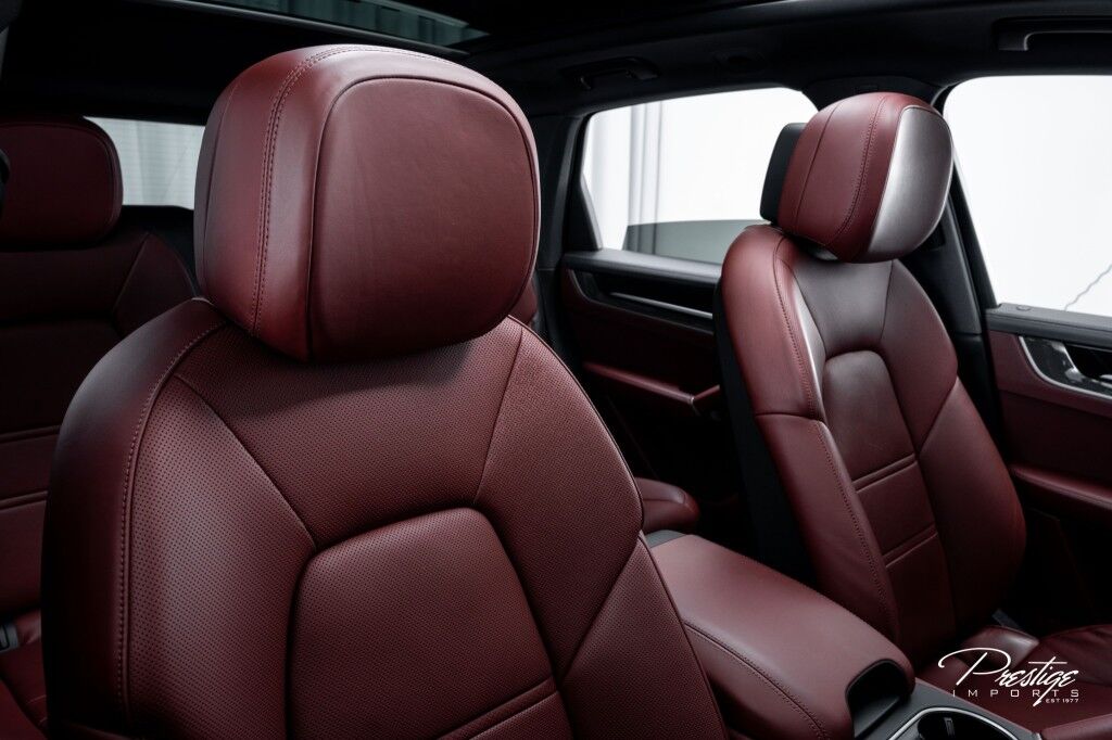 2024 Porsche Cayenne S North Miami Beach FL