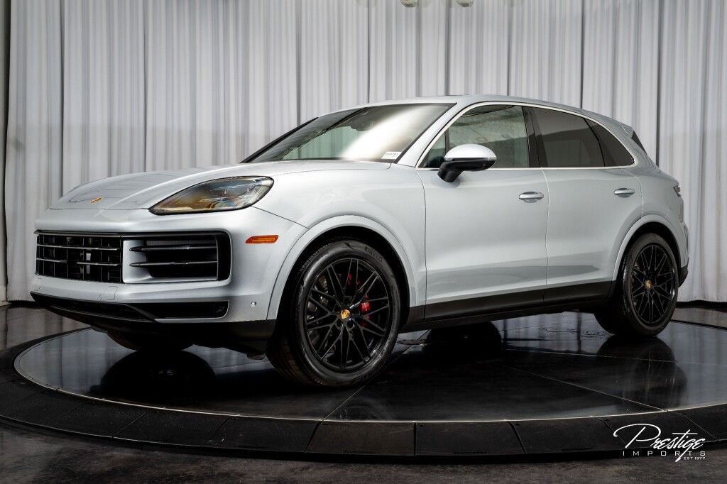 2024 Porsche Cayenne S North Miami Beach FL
