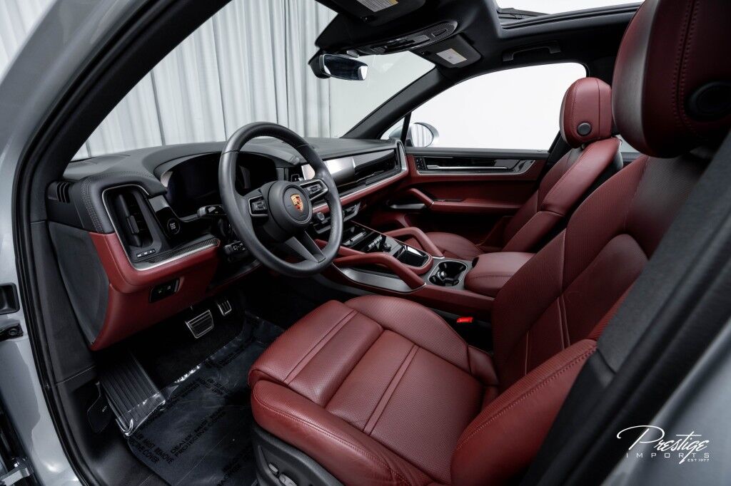 2024 Porsche Cayenne S North Miami Beach FL