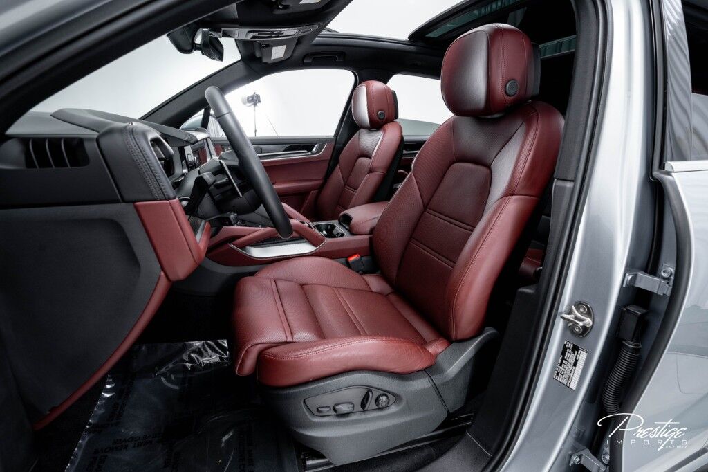 2024 Porsche Cayenne S North Miami Beach FL