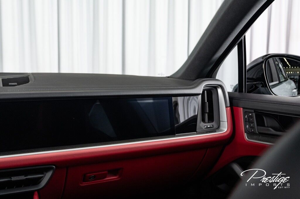 2024 Porsche Cayenne S North Miami Beach FL