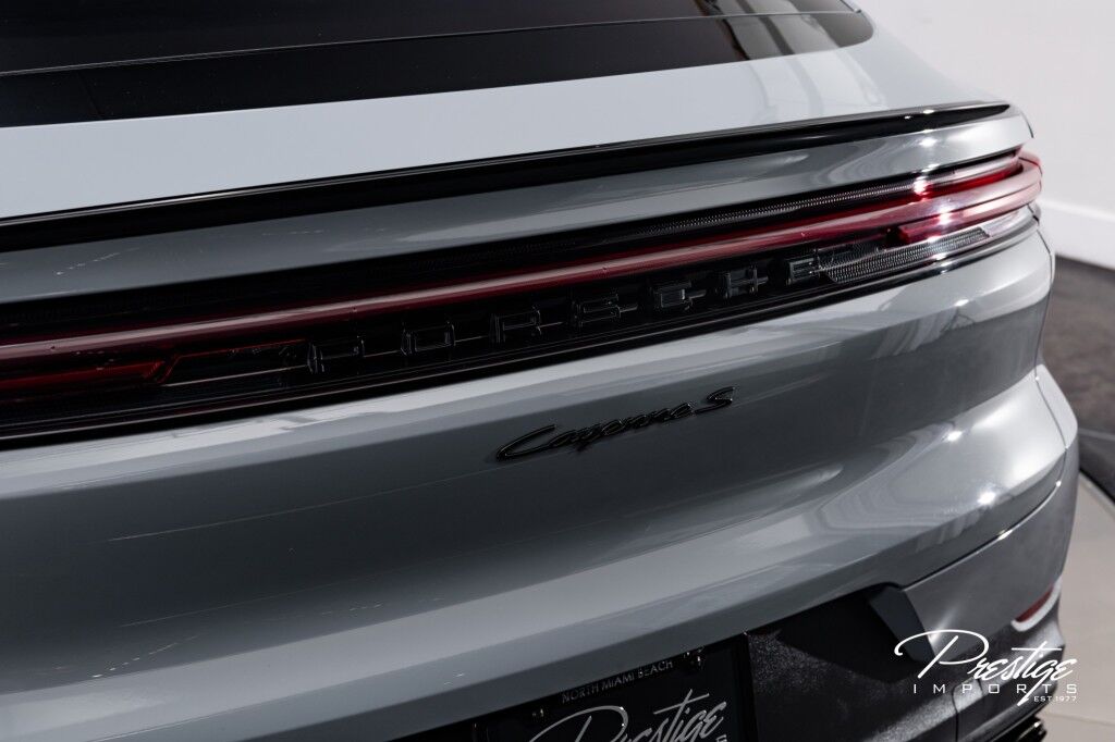 2024 Porsche Cayenne S North Miami Beach FL