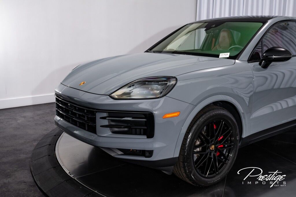 2024 Porsche Cayenne S North Miami Beach FL
