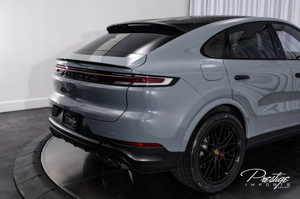2024 Porsche Cayenne S North Miami Beach FL