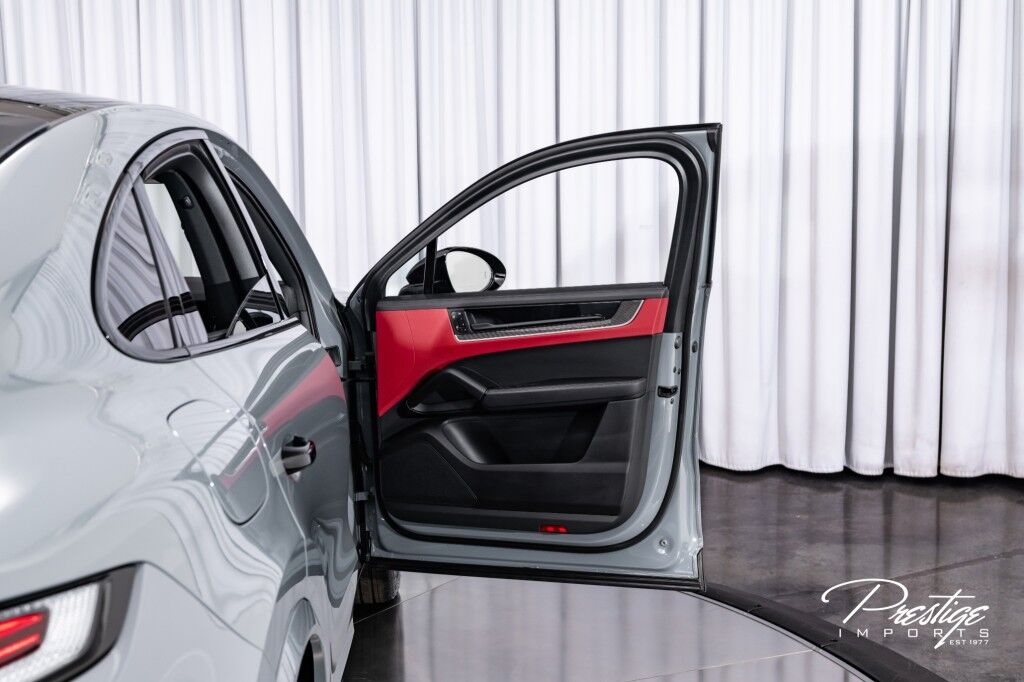 2024 Porsche Cayenne S North Miami Beach FL