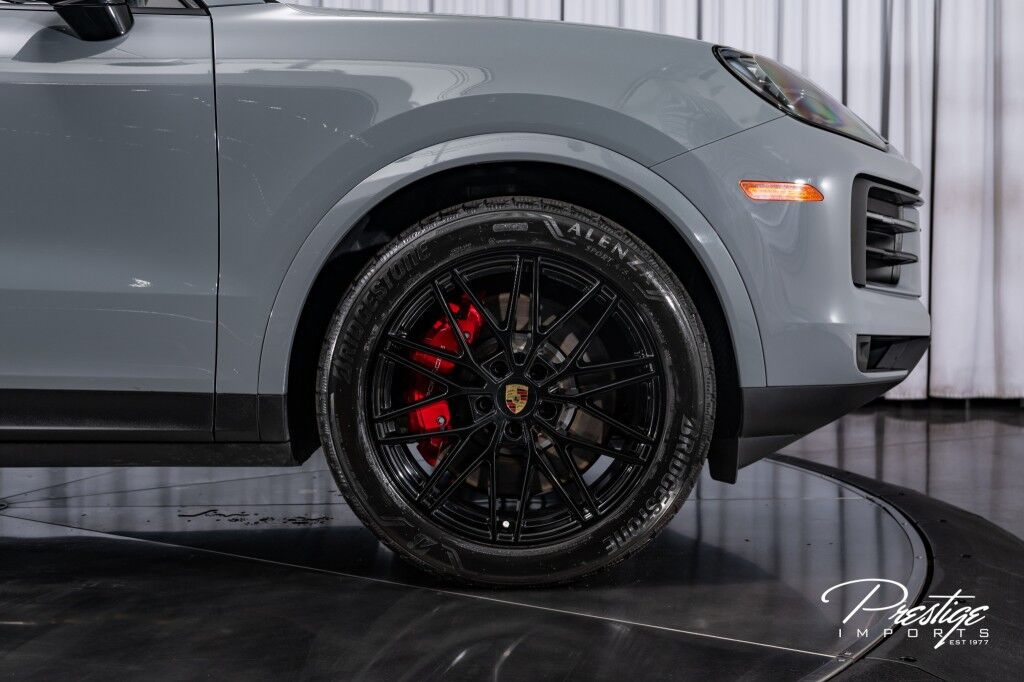 2024 Porsche Cayenne S North Miami Beach FL