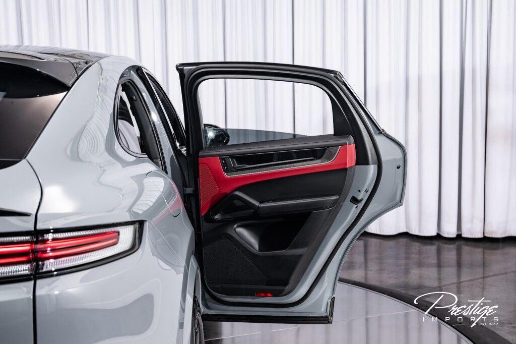 2024 Porsche Cayenne S North Miami Beach FL