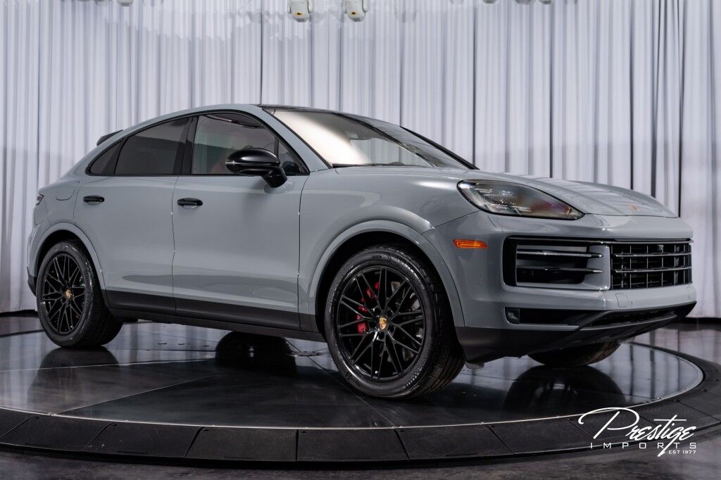 2024 Porsche Cayenne S North Miami Beach FL
