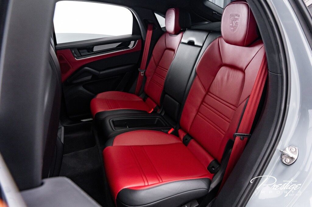 2024 Porsche Cayenne S North Miami Beach FL