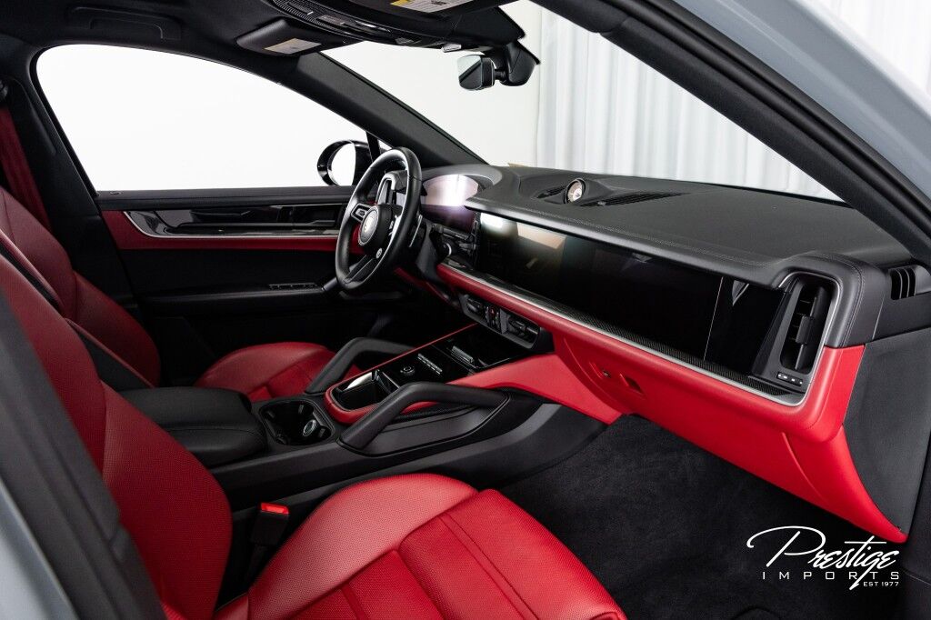 2024 Porsche Cayenne S North Miami Beach FL