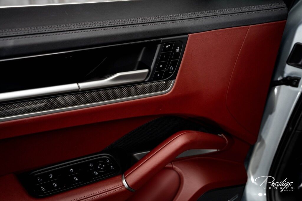 2024 Porsche Cayenne S North Miami Beach FL