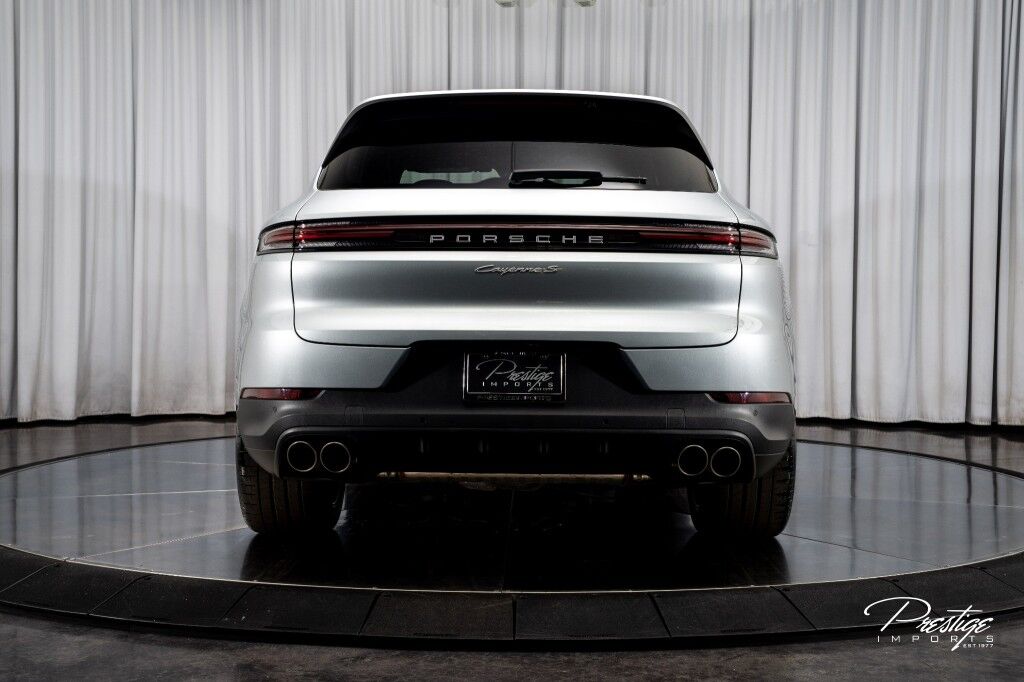 2024 Porsche Cayenne S North Miami Beach FL