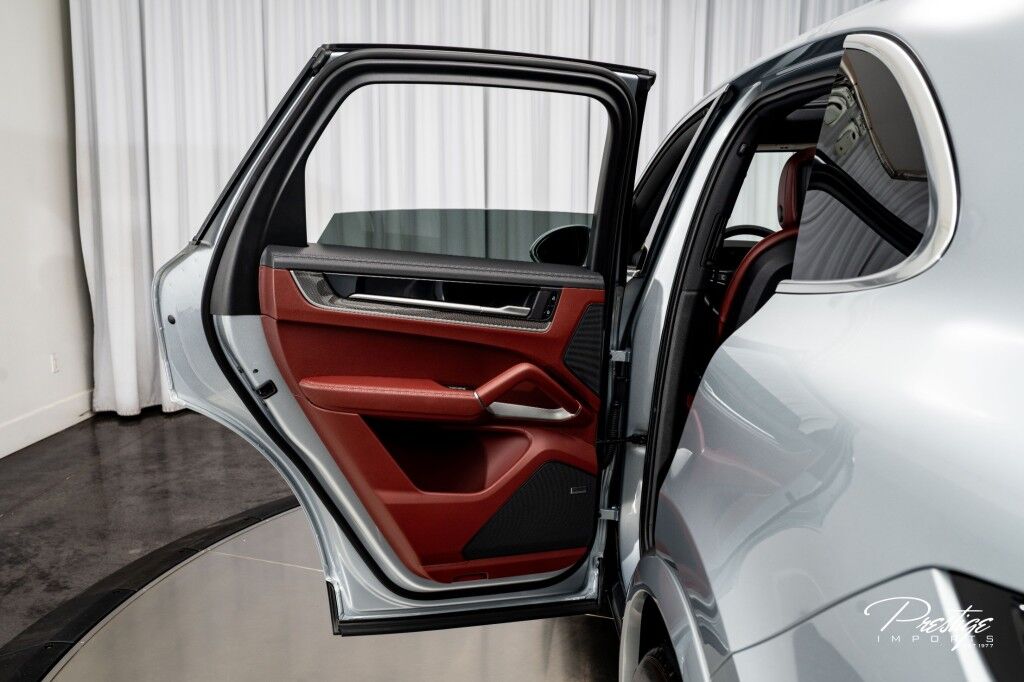 2024 Porsche Cayenne S North Miami Beach FL