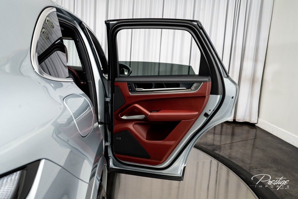 2024 Porsche Cayenne S North Miami Beach FL