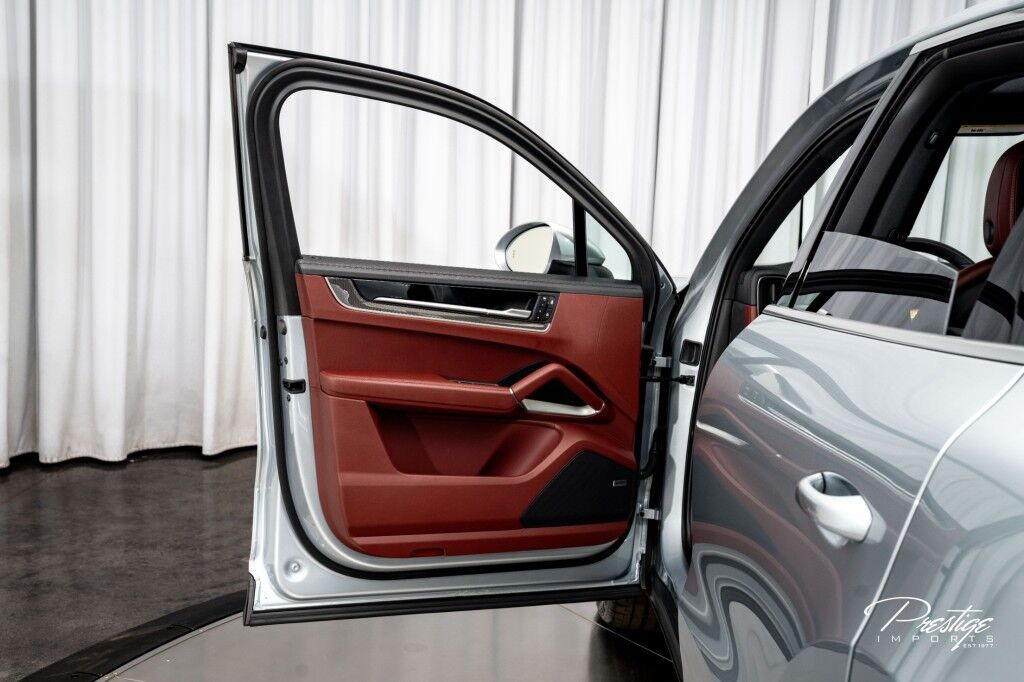 2024 Porsche Cayenne S North Miami Beach FL