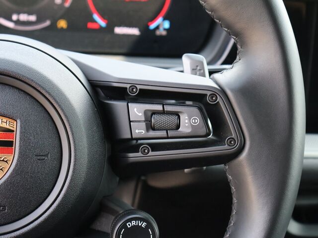 2024 Porsche Cayenne S Oshkosh WI
