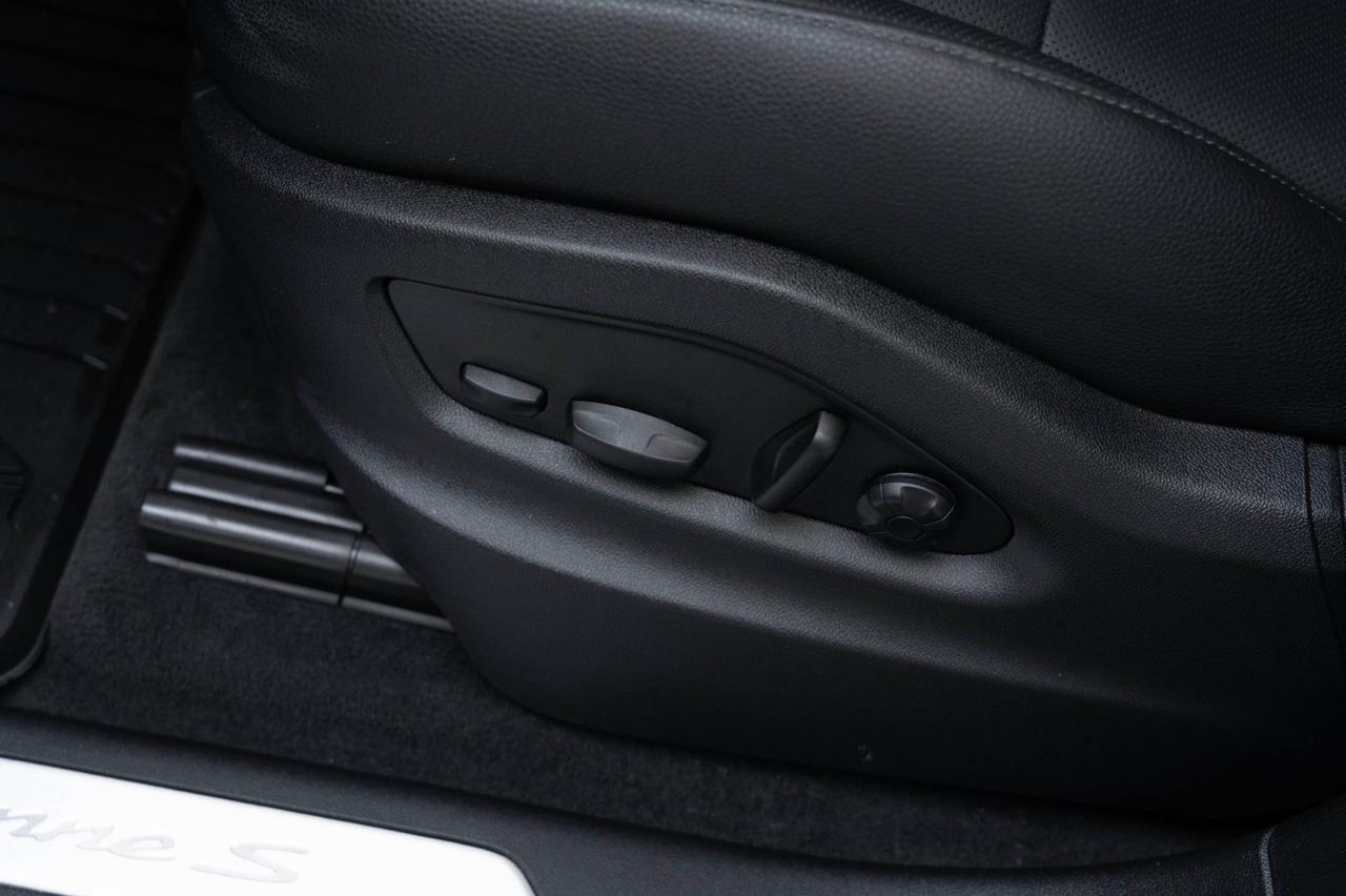 2024 Porsche Cayenne S Pompano Beach FL
