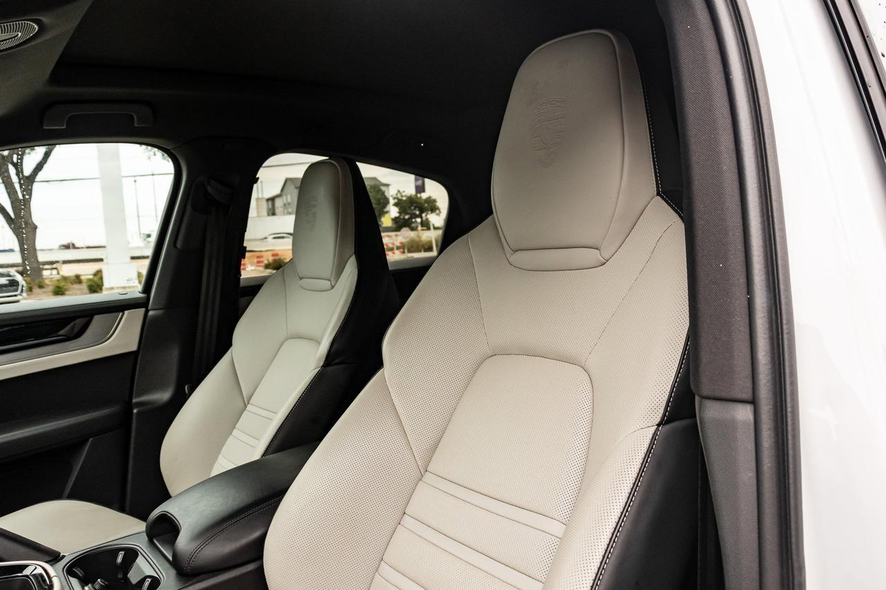 2024 Porsche Cayenne S  Selma TX