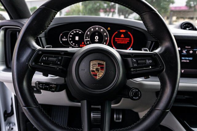 2024 Porsche Cayenne S  Selma TX