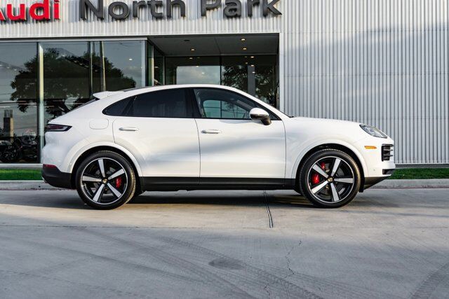 2024 Porsche Cayenne S  Selma TX