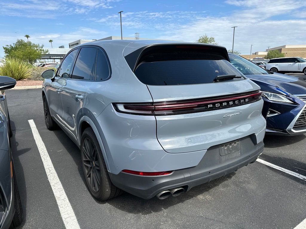 2024 Porsche Cayenne S