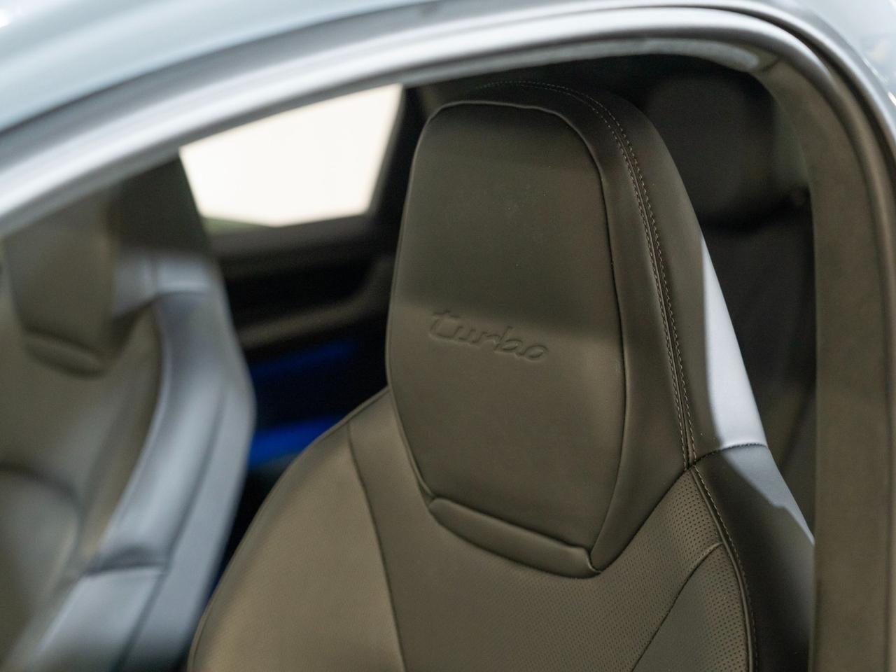 2024 Porsche Cayenne Turbo E-Hybrid Coupe Pompano Beach FL