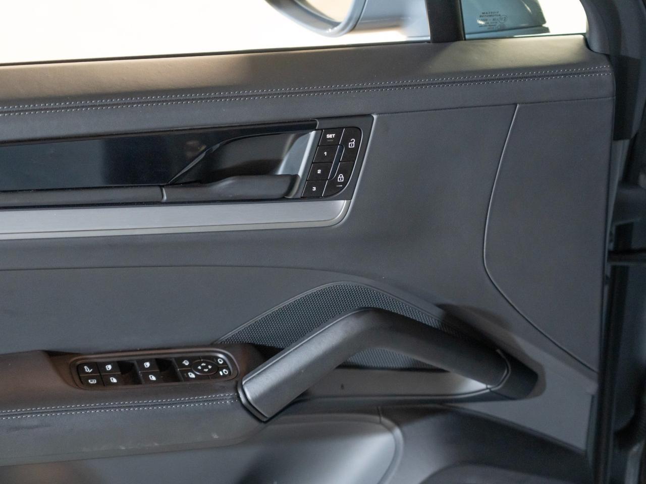 2024 Porsche Cayenne Turbo E-Hybrid Coupe Pompano Beach FL