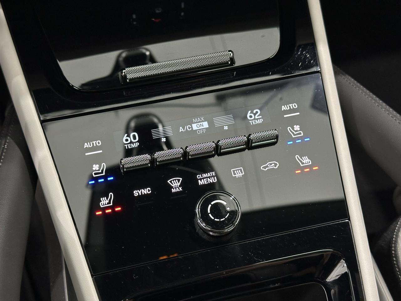 2024 Porsche Cayenne Turbo E-Hybrid Newark DE