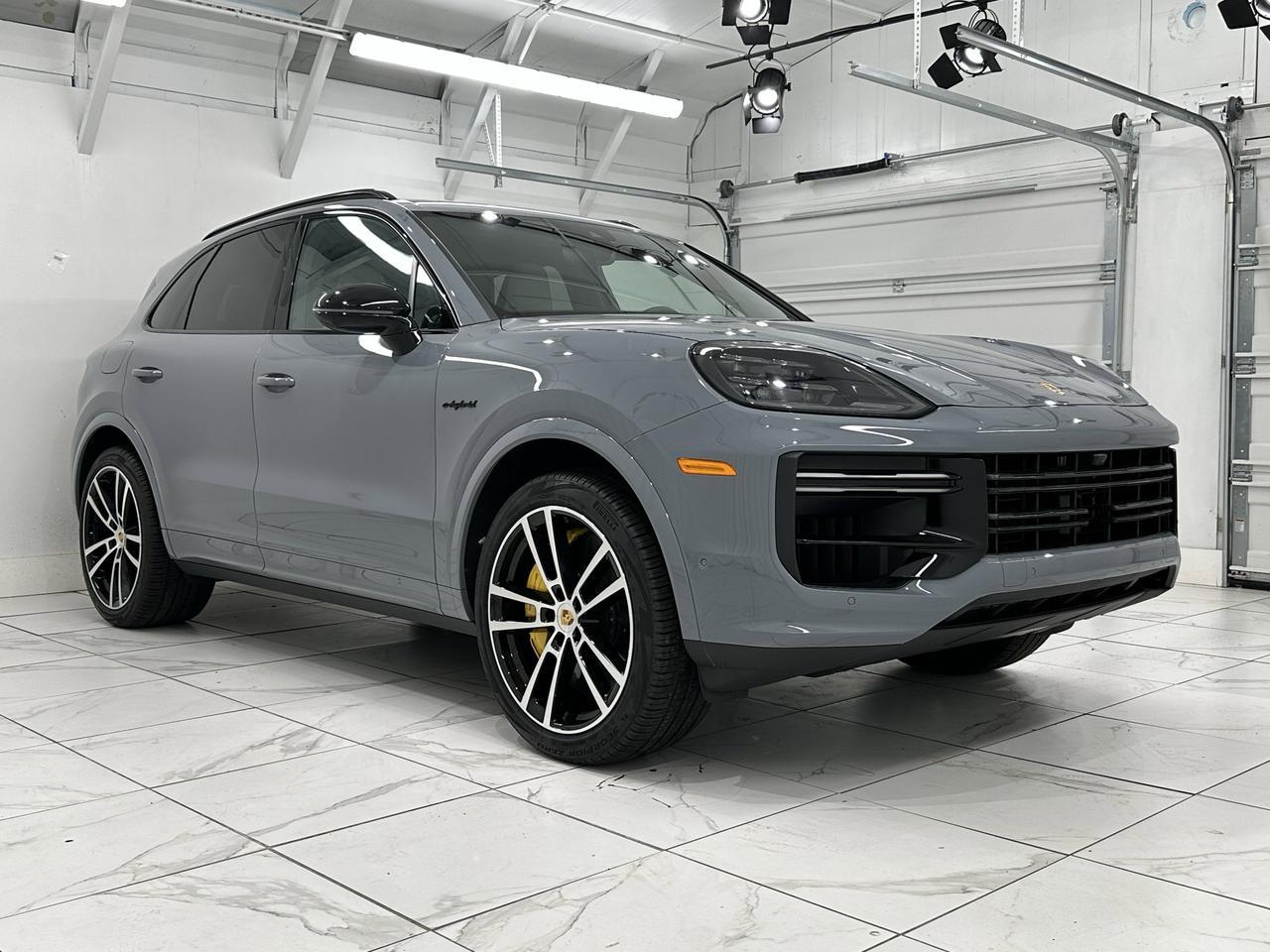 2024 Porsche Cayenne Turbo E-Hybrid Newark DE