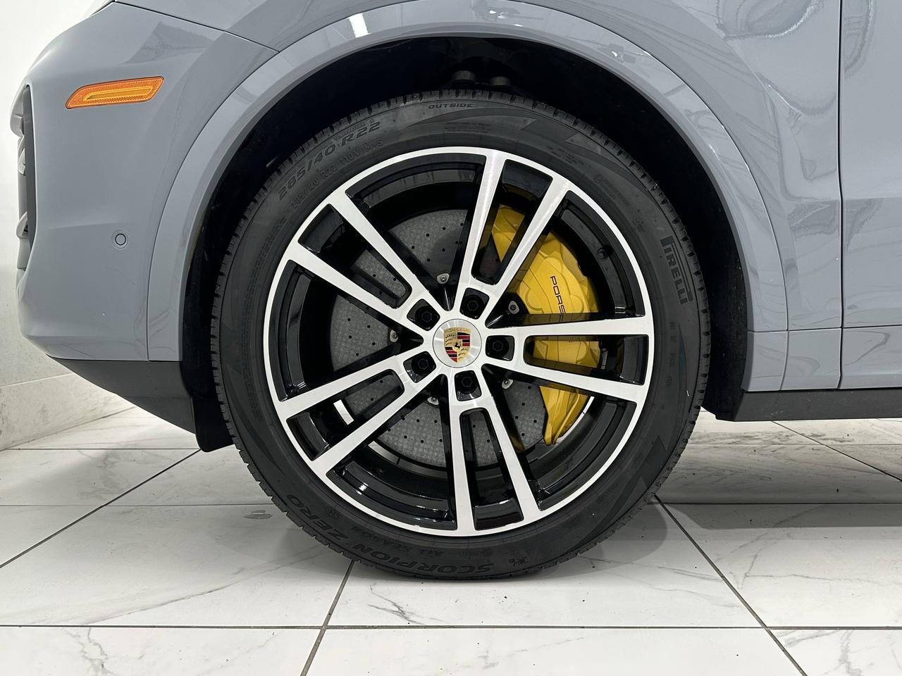 2024 Porsche Cayenne Turbo E-Hybrid Newark DE