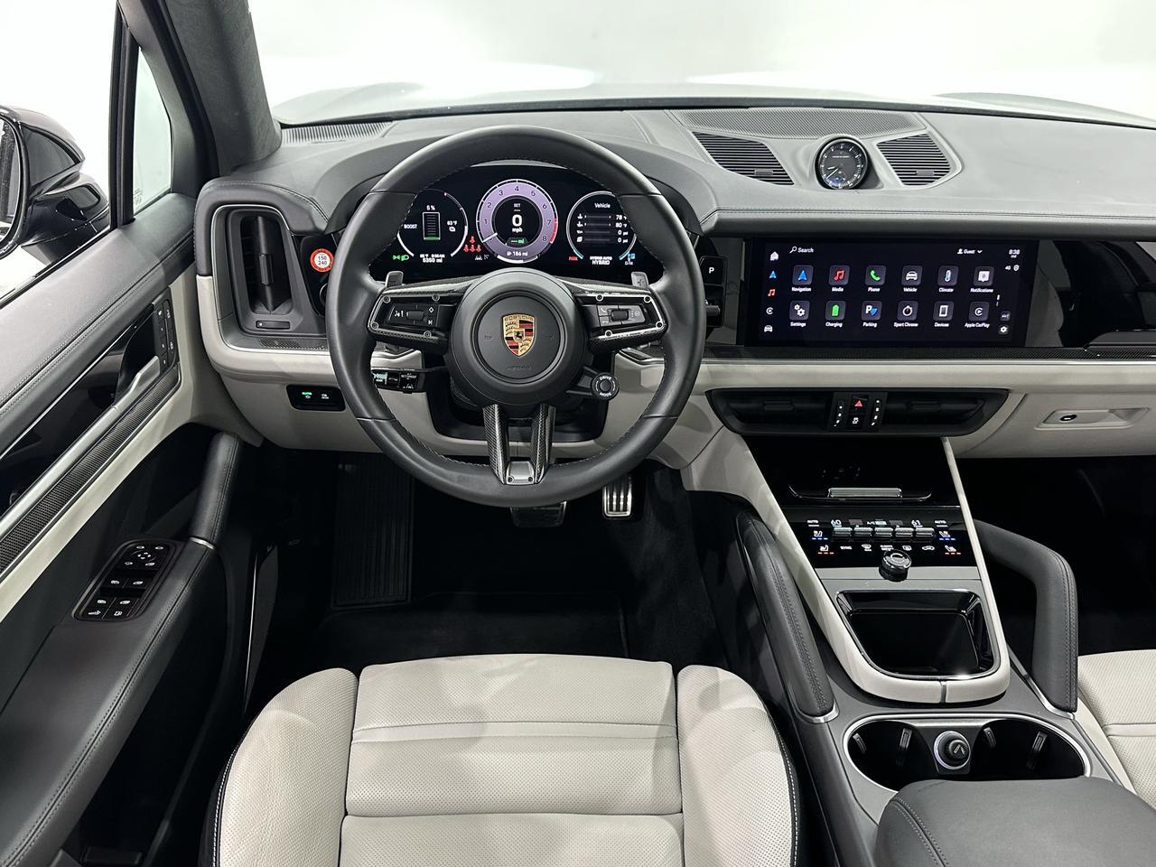 2024 Porsche Cayenne Turbo E-Hybrid Newark DE