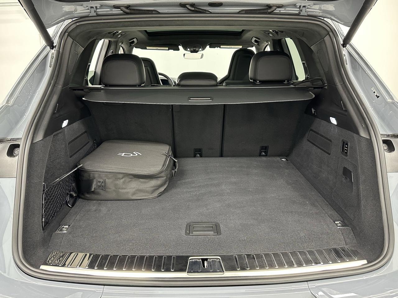 2024 Porsche Cayenne Turbo E-Hybrid Newark DE
