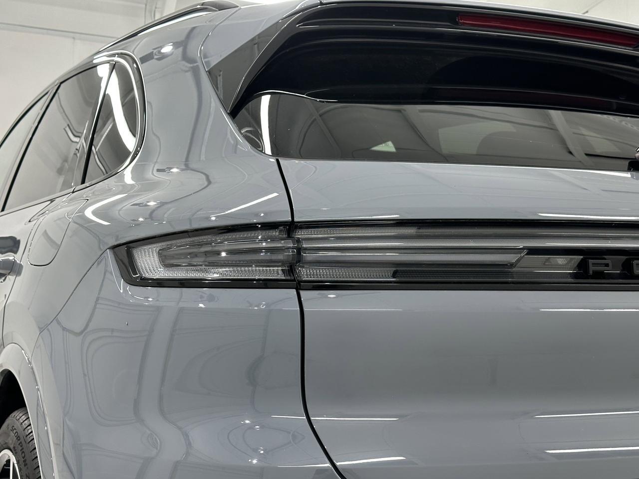 2024 Porsche Cayenne Turbo E-Hybrid Newark DE