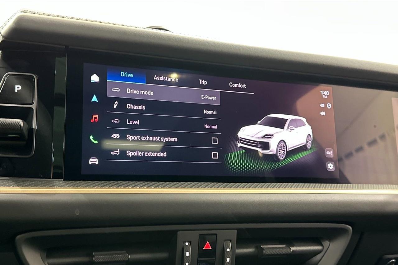 2024 Porsche Cayenne Turbo E-Hybrid Newark DE