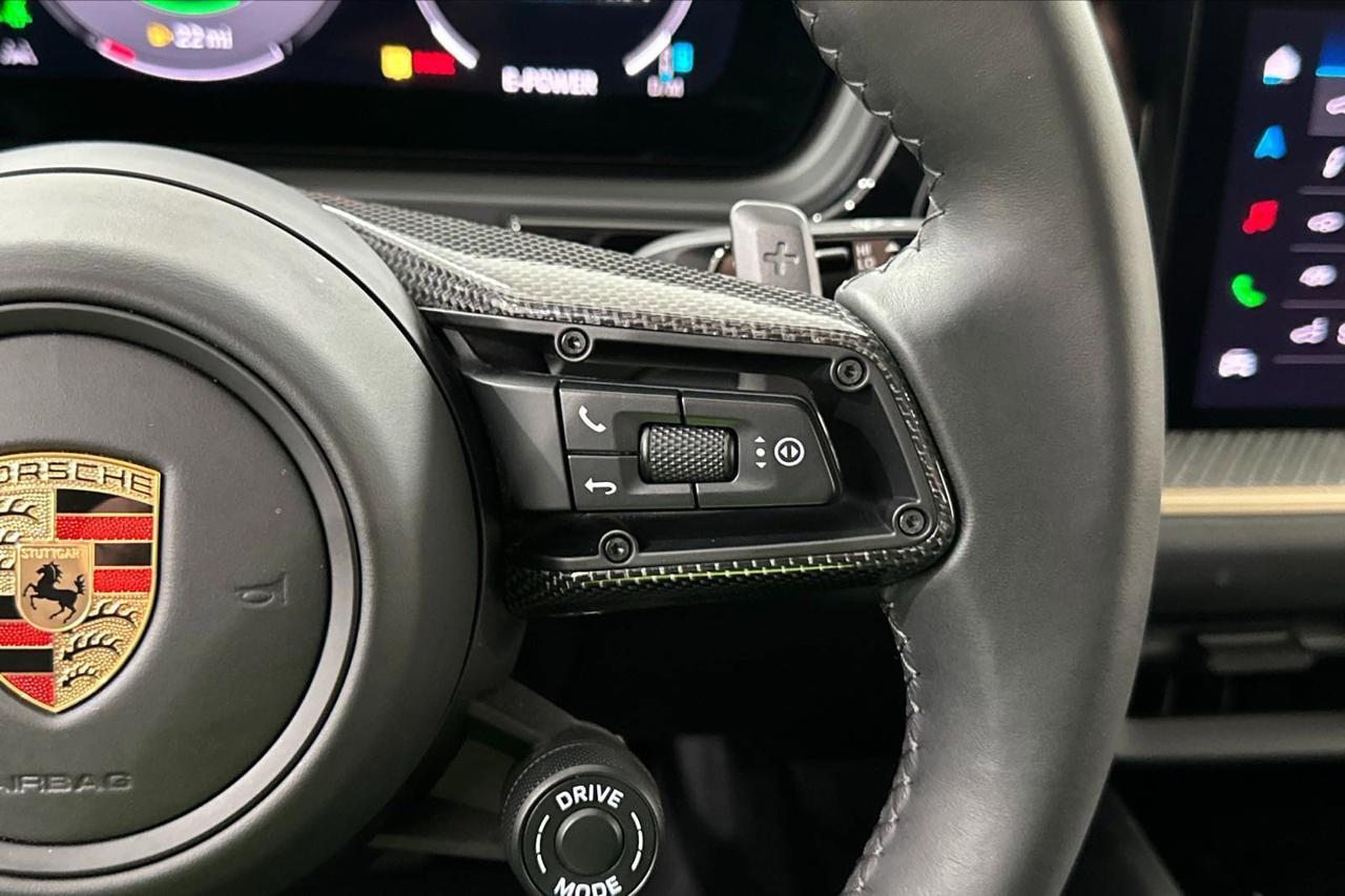 2024 Porsche Cayenne Turbo E-Hybrid Newark DE