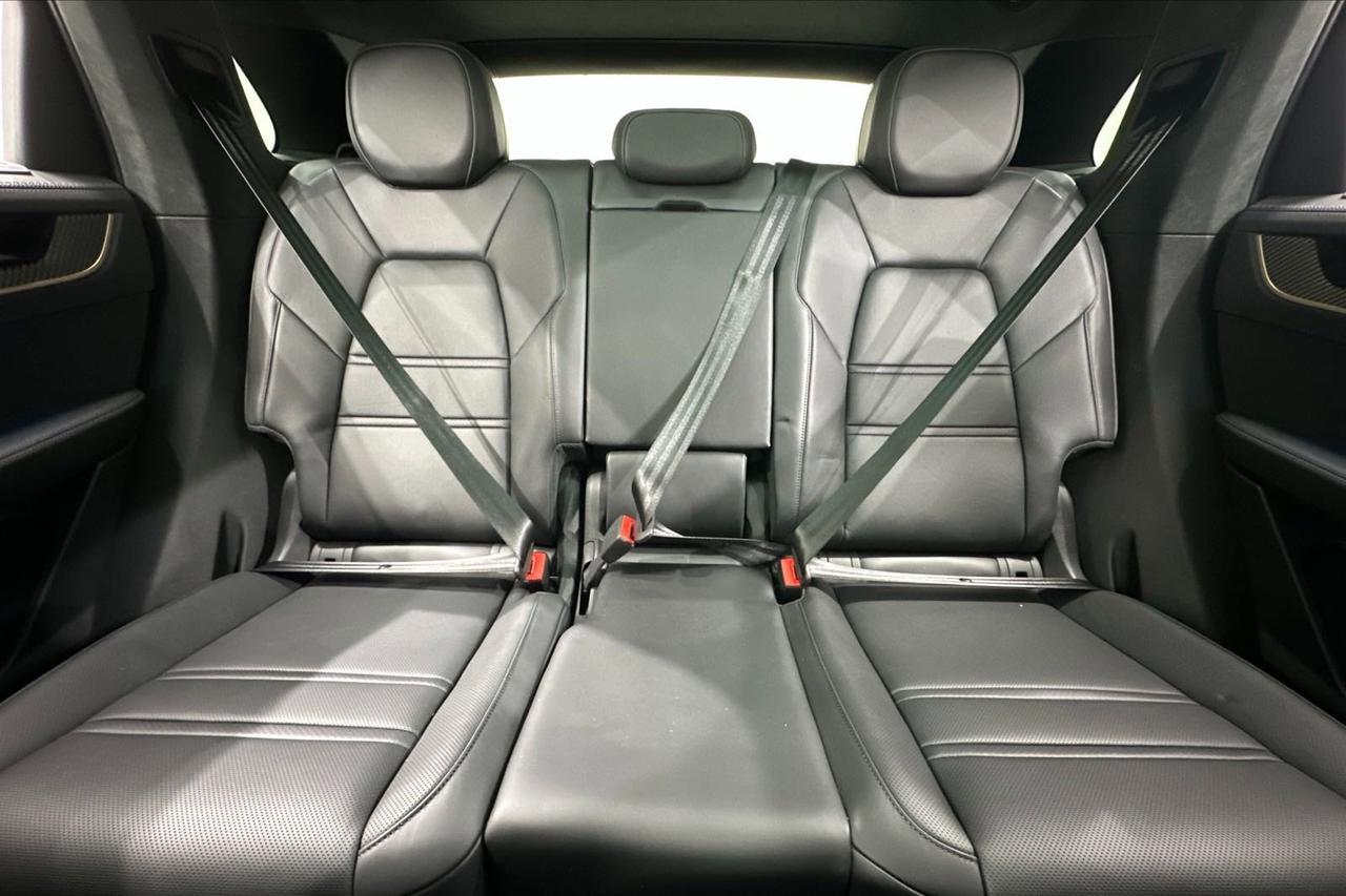 2024 Porsche Cayenne Turbo E-Hybrid Newark DE
