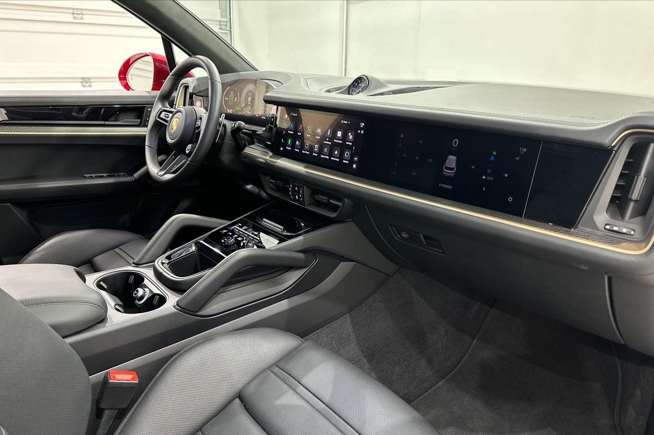 2024 Porsche Cayenne Turbo E-Hybrid Newark DE