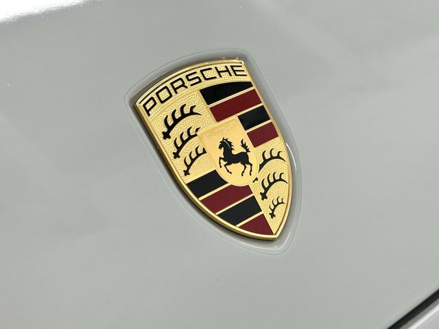 2024 Porsche Cayenne Turbo E-Hybrid Newark DE