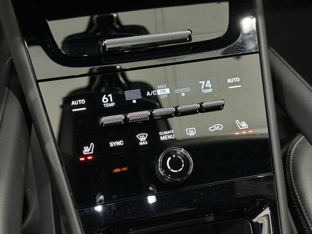 2024 Porsche Cayenne Turbo E-Hybrid Newark DE