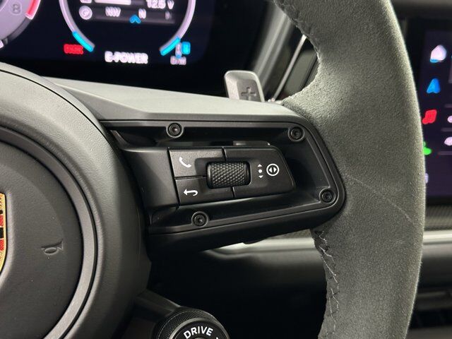 2024 Porsche Cayenne Turbo E-Hybrid Newark DE