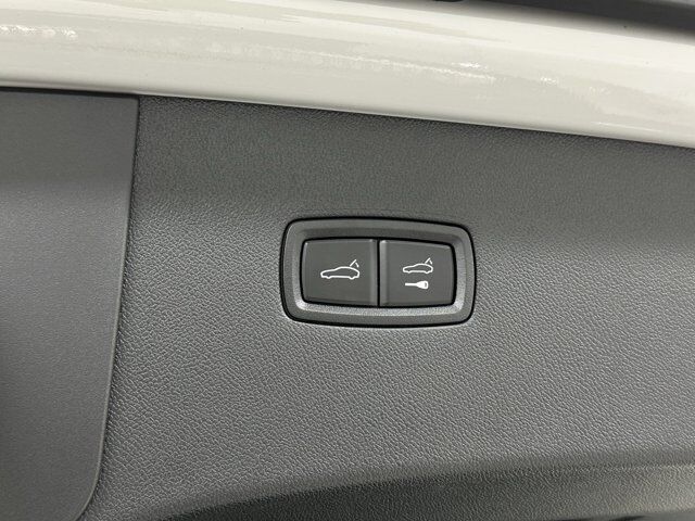 2024 Porsche Cayenne Turbo E-Hybrid Newark DE