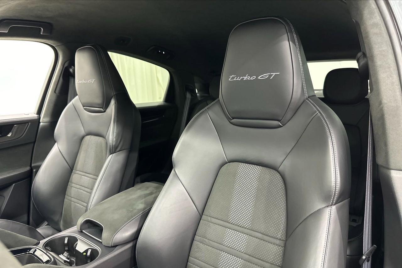 2024 Porsche Cayenne Turbo GT Newark DE